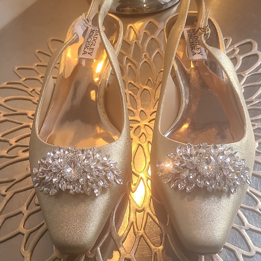 Badgley Mischka Glittering Gold Heels